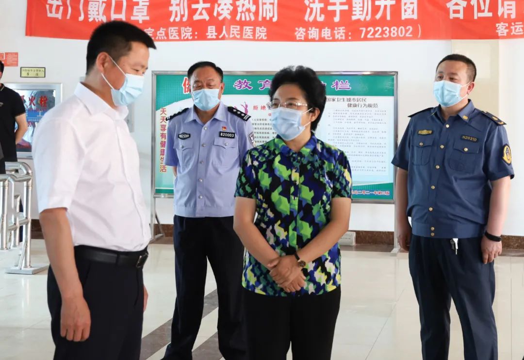 赵楠县长在督导信访维稳工作时强调 带着责任和感情做好信访维稳工作