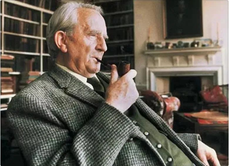 大卫·布朗托尔金怀疑,蔑视21世纪,他有那么一点勒德主义(通常用于