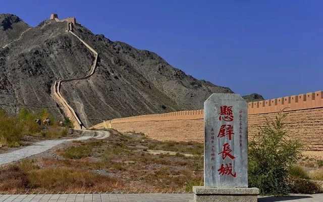 嘉峪关,是明长城最西端的关口,也是明代长城中建造规模最为壮观,保存