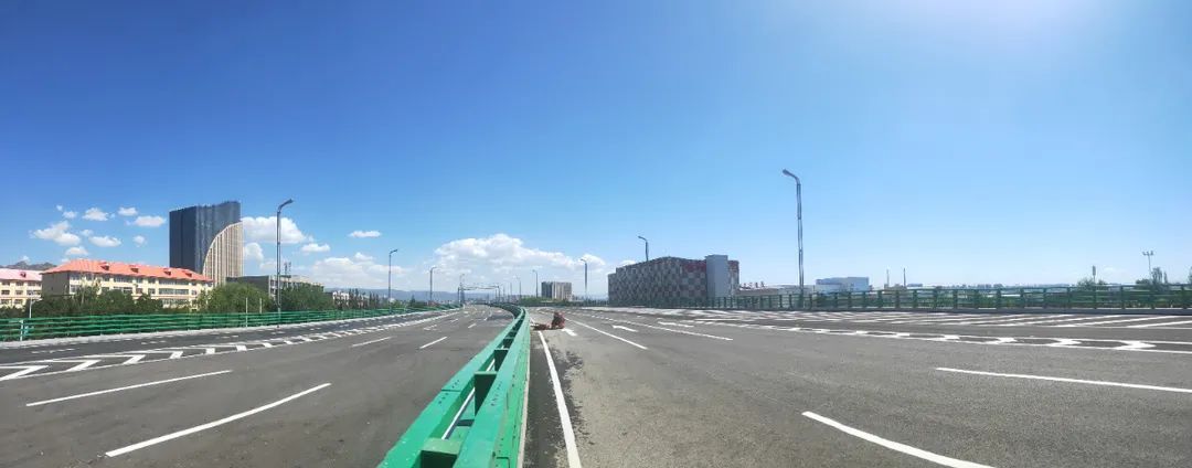 呼和浩特市金海高架桥这一路段可以走了!