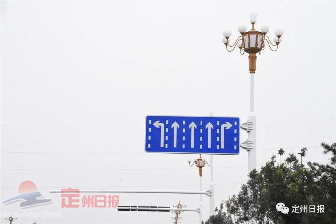 定州发布记者从安喜大街项目部获悉,目前,安喜大街项目市政雨污水管道