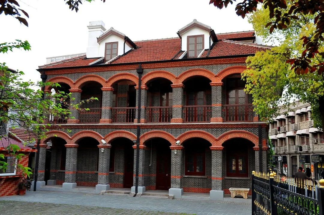 左联在咖啡与革命之间