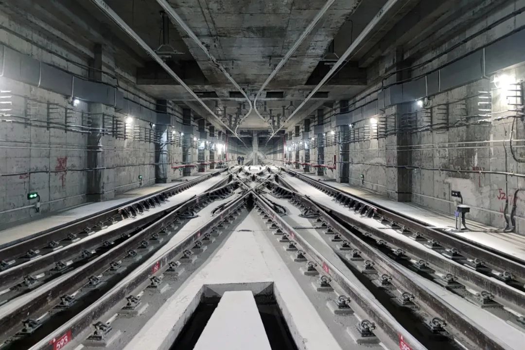 地铁轨道西安地铁十四号线工程施工过程中,项目部充分发扬"真抓