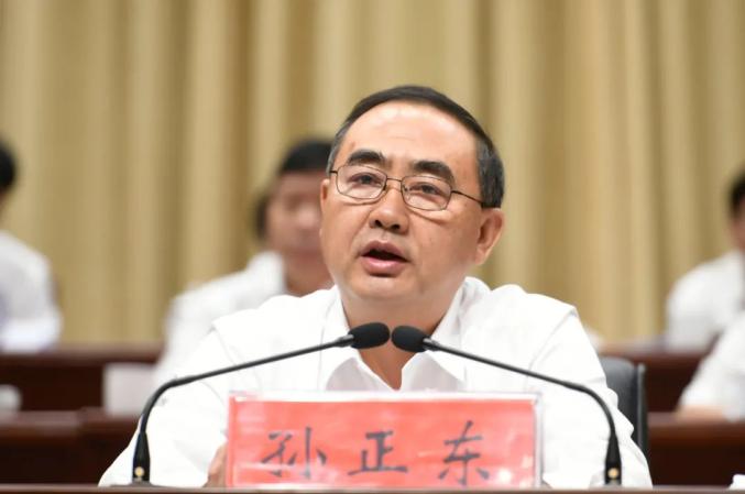 书记,市长刘玉杰主持会议,市领导胡明莹,李志伟,王玉峰,王朝晖,张家忠