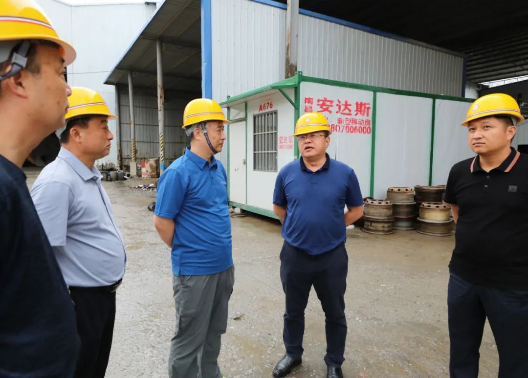 应炯深入中医药科创城检查督导企业安全生产工作