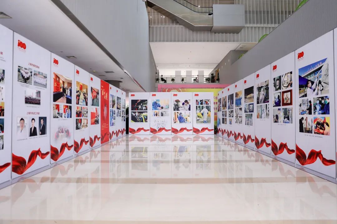 逆行天使战疫先锋抗击新冠肺炎疫情主题图片展巡展正式启动啦