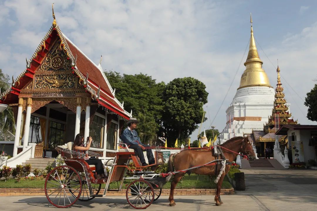 南邦马车之城让你看了又看