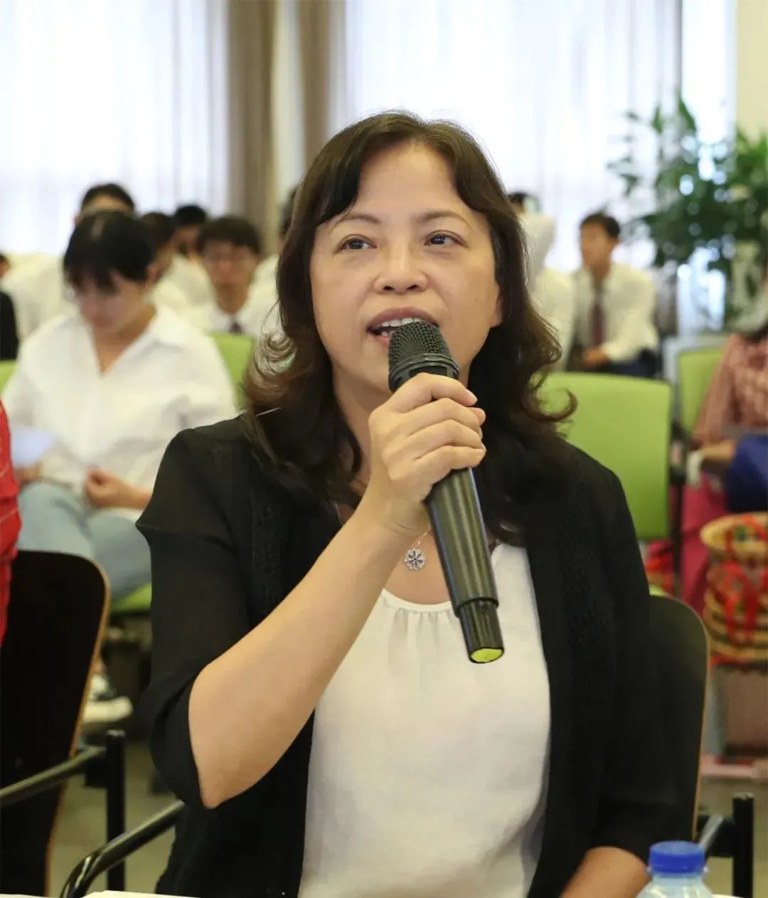 上海财经大学教师教学发展中心副主任杨楠老师讲述了教发中心的工作