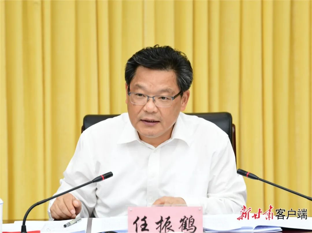 任振鹤在听取10件为民实事进展情况汇报时强调