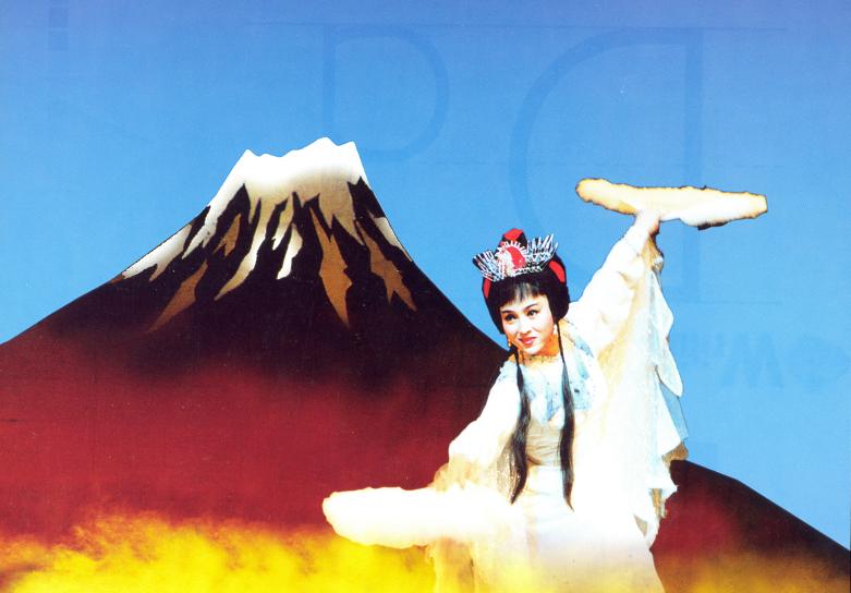 上海访谈杨凤一我不是昆曲一只凤只是最大的服务员