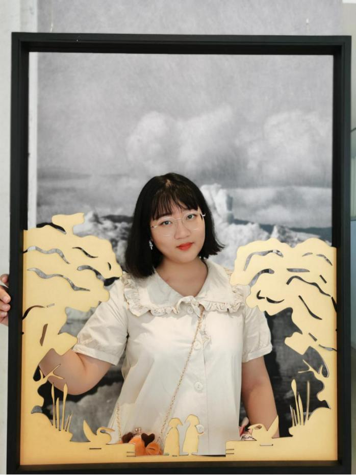 青春榜样李可心华枝春满天心月圆