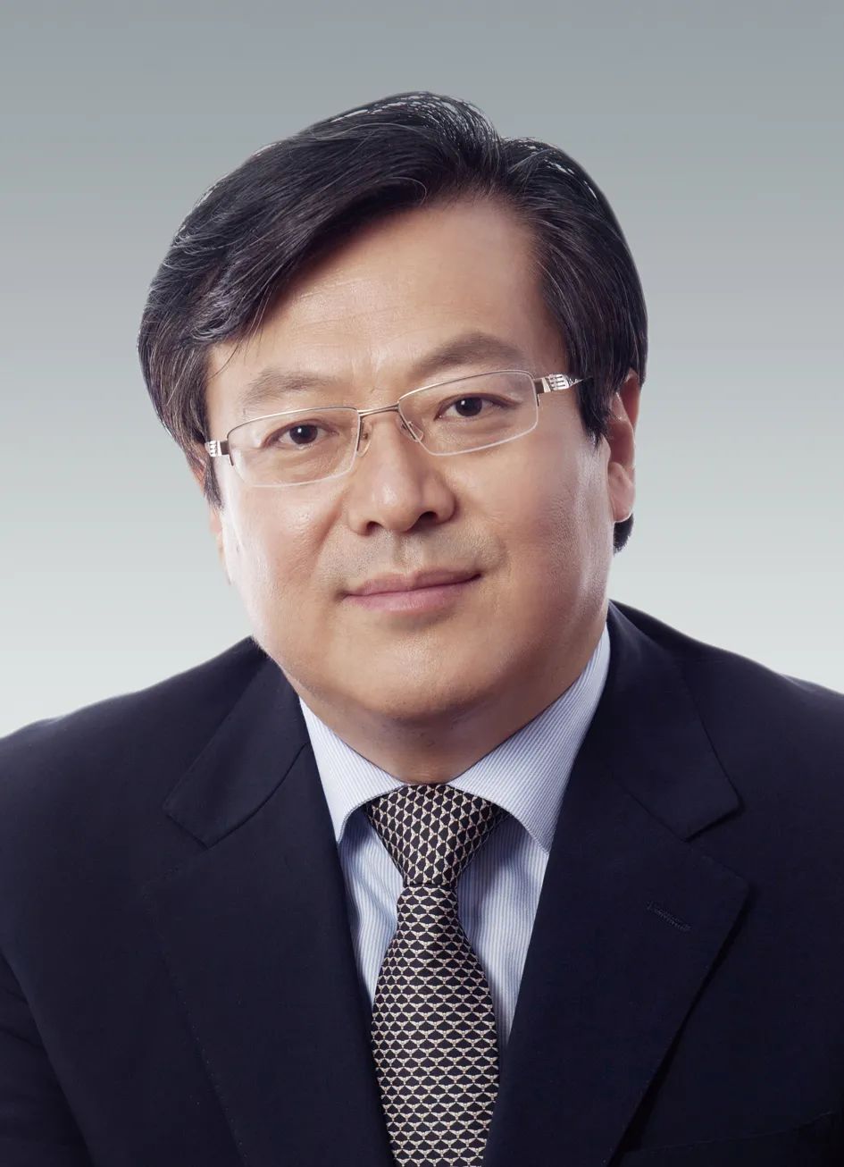 张陶 图片来源于中国集团公司促进会官网原标题:《酒