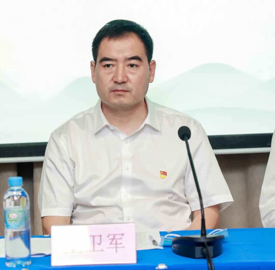 王卫军常务副部长出席"思源&middot;松柏计划公益项目启动暨捐赠