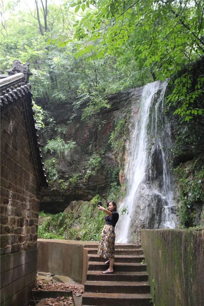 酷爽一夏抱犢崮美哉山水恣意遊