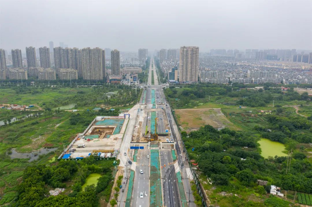 宁马城际铁路首座站房主体开工