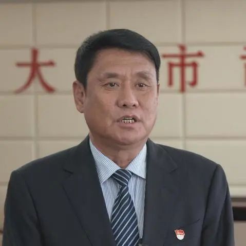 榜样故事——律政先锋筑堡垒