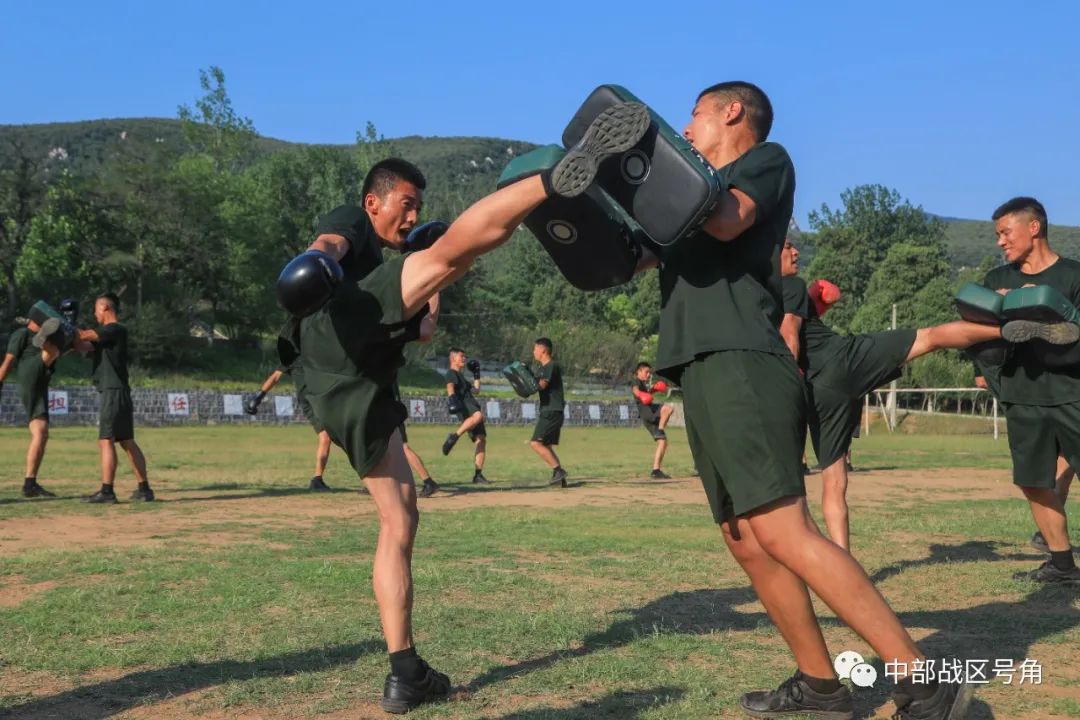 武警第一機動總隊某支隊進一步增強官兵徒手實戰技能為提升遂行任務