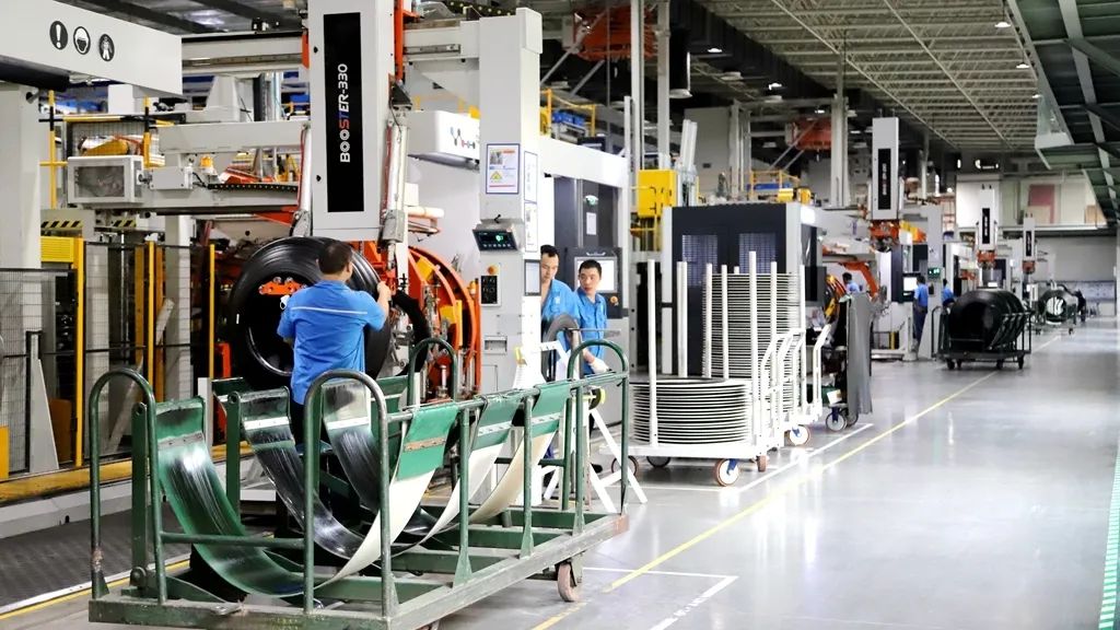 据了解,随着5g信息时代来临,顺应"互联网 "发展趋势,加快推进创新型