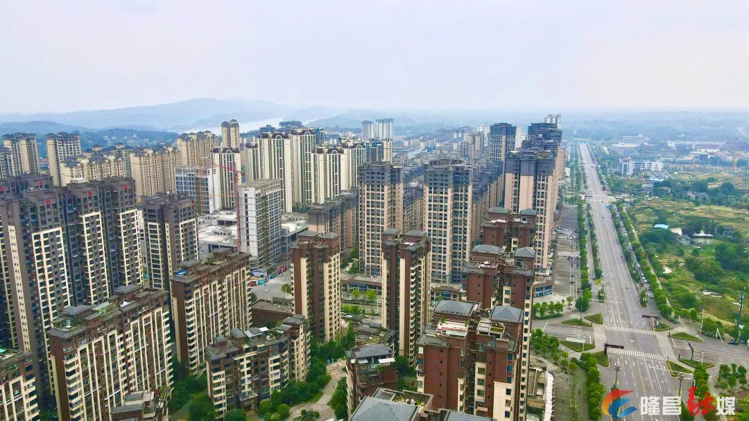 随着城市发展城区骨架不断拉开据了解,隆昌城区共有街,路,巷112条2012