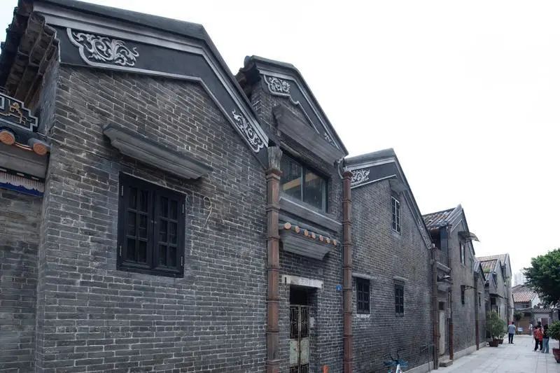 燎原路中段乐安里附近一带位于佛山禅城老城中心任围片区看看老街区的