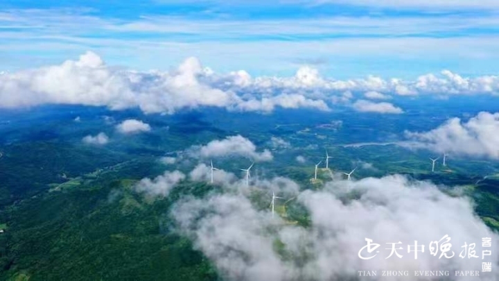 白云飘过千年岭