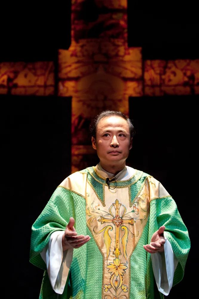 尹雪峰#2010#《怀疑》让我们一起回顾一下是哪12位演员倾情演绎过阿罗