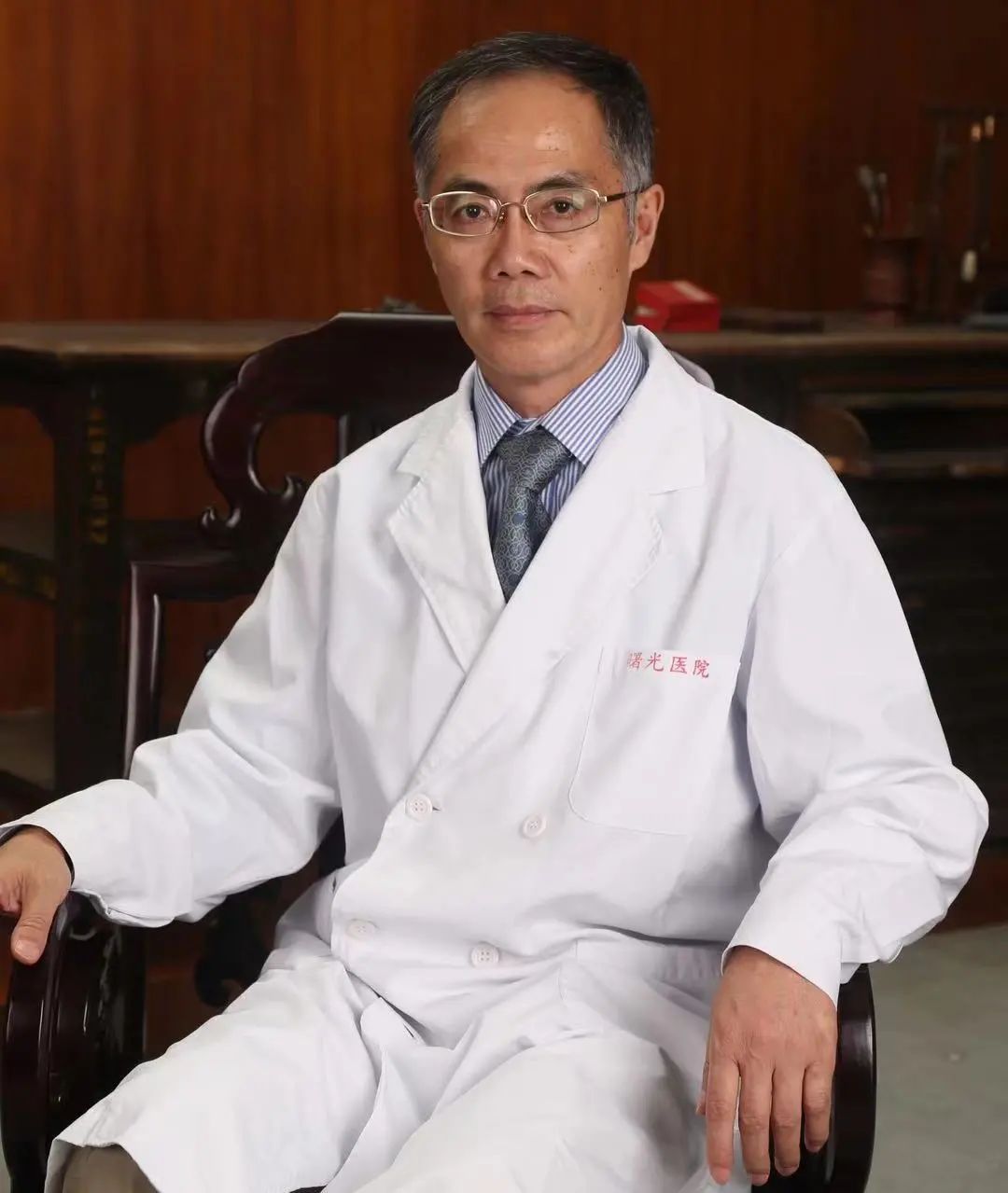 张平生,副主任医师,硕士研究生导师.