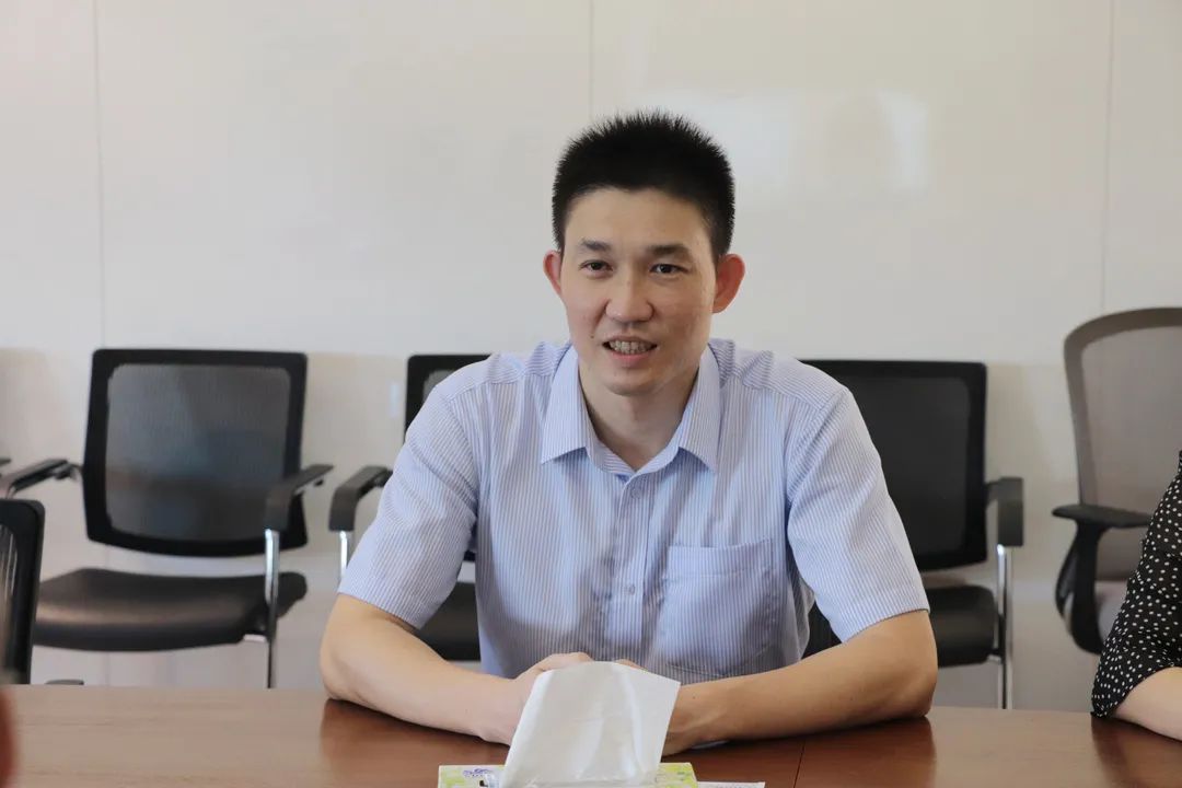 望牛墩镇委副书记,镇长梁志豪率队到企业调研