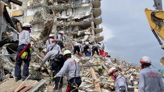 美国佛州塌楼宣布放弃救援，近百仍失踪，死亡最新确认60人