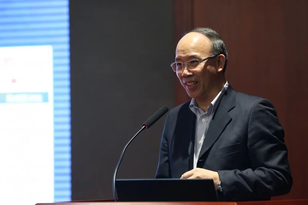 华山61名医华山医院骨科主任姜建元守师者匠心助万骨长青