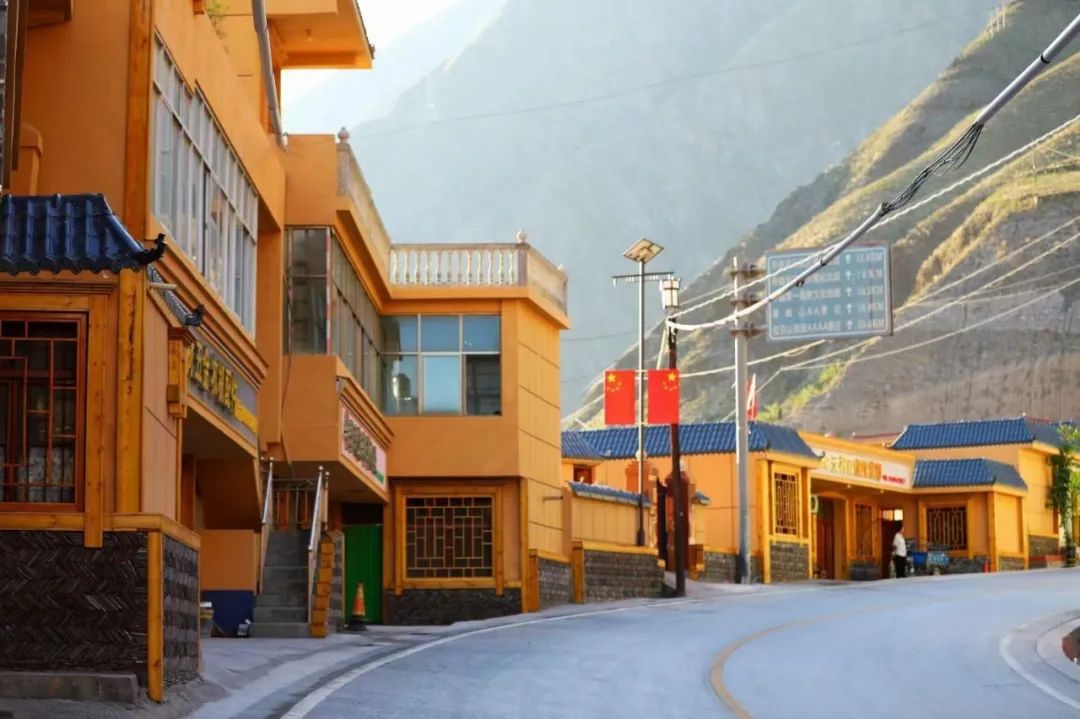 舟曲各乡镇全力推进环境卫生整治步入快车道