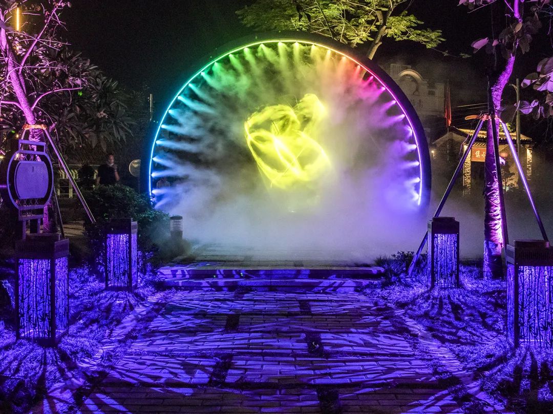 震撼梦幻联动百年碉楼上演炫酷光影秀太惊艳