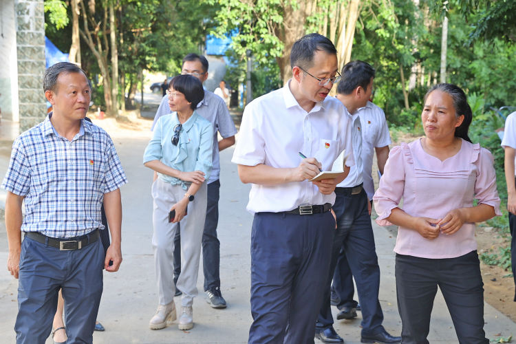 朱宏凌强调,要切实做好巩固拓展脱贫攻坚成果同乡村