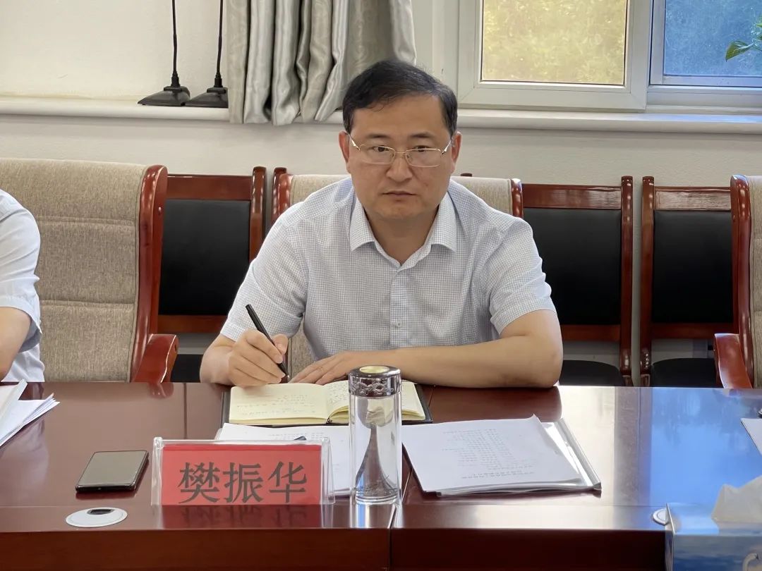 县委常委,宣传部长樊振华对调整后的《献县创建文明县城工作指挥部