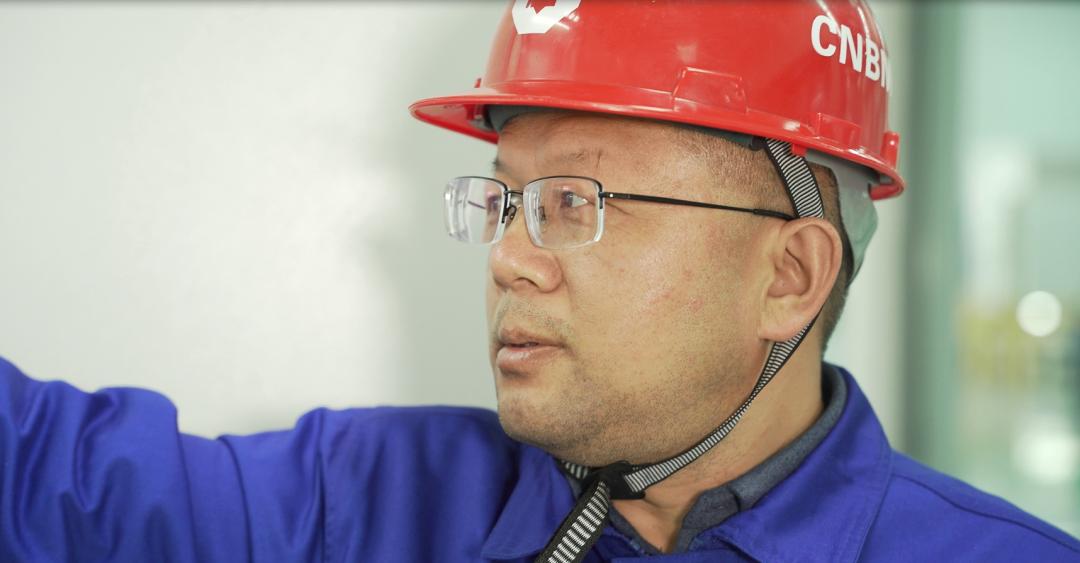 最美建材人中联玻璃李国宁平凡岗位上的技术明星