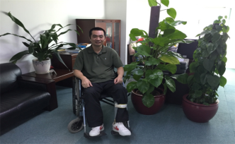 传红色精神 展时代风采丨“中国电信十大感动人物”宋杰：轮椅上的创新斗士