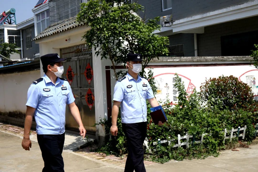 一村一警江淮义警这些举措让过湾村从问题村蝶变网红村