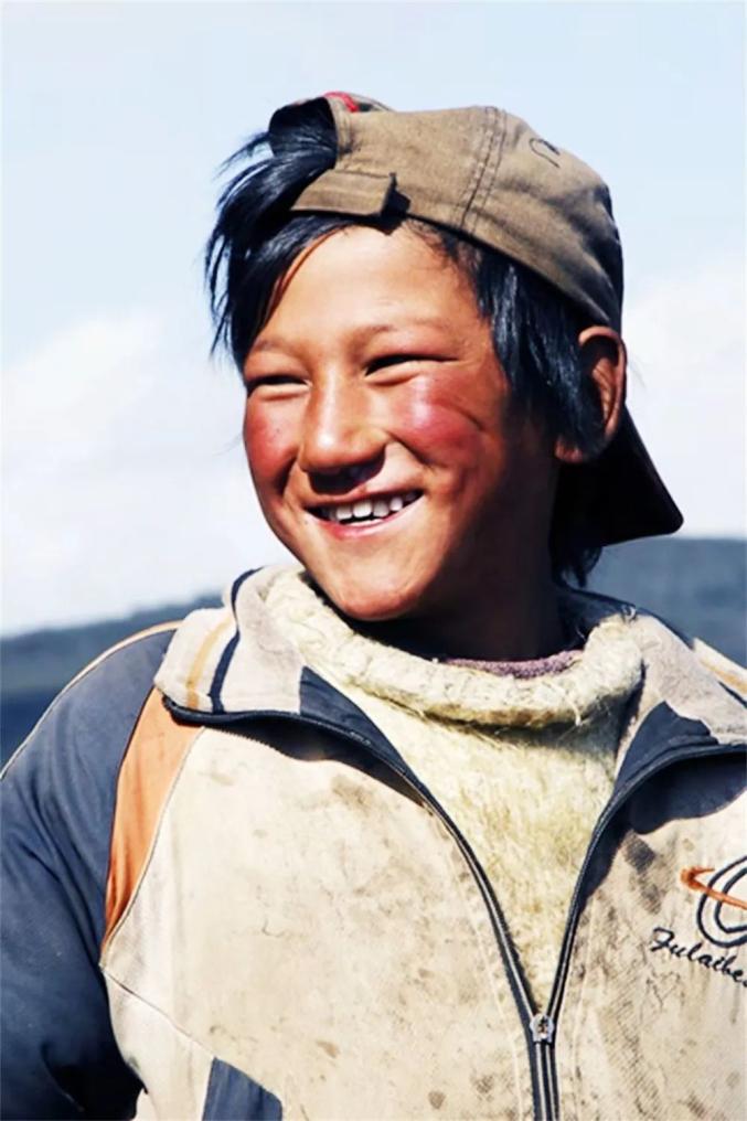 100张大理笑脸,祝福党!