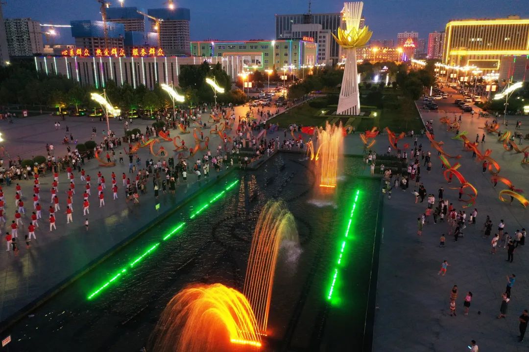 影像记录丨河北任丘邂逅一场璀璨夜景