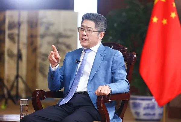 外交部副部长乐玉成:中国人吓不倒,不怕什么"实力地位"