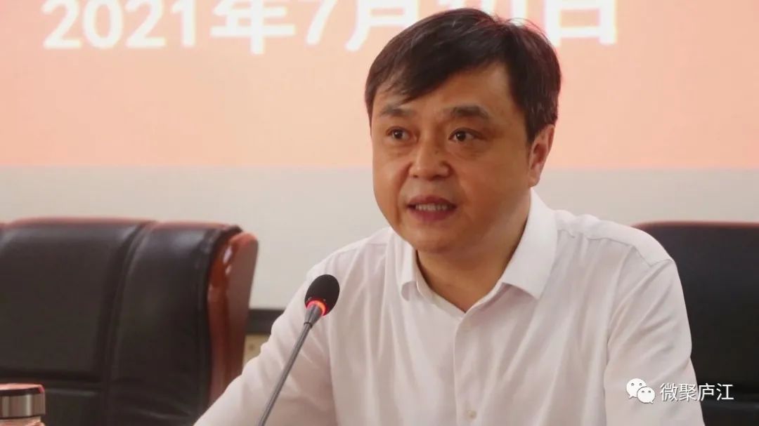 何江宏在致辞时说,提高早期肺癌诊断率,患者就能早获得治疗机会,及时