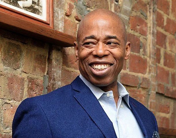 纽约市选黑人大获全胜,为何却被批评不够"进步"