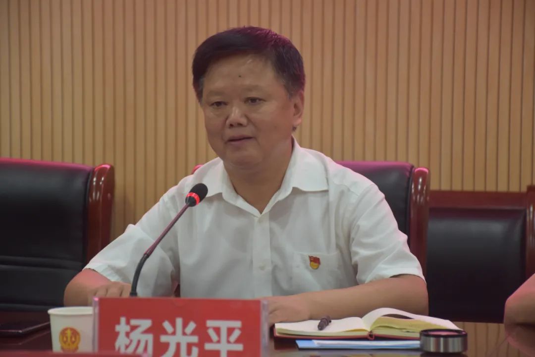 县人大常委会视察光山法院加强司法保障优化营商环境工作