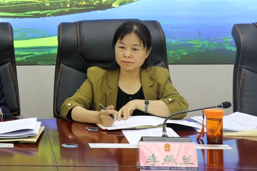 州委副书记彭山州委常委州委政法委书记李燕兰一行到迪庆中院调研指导