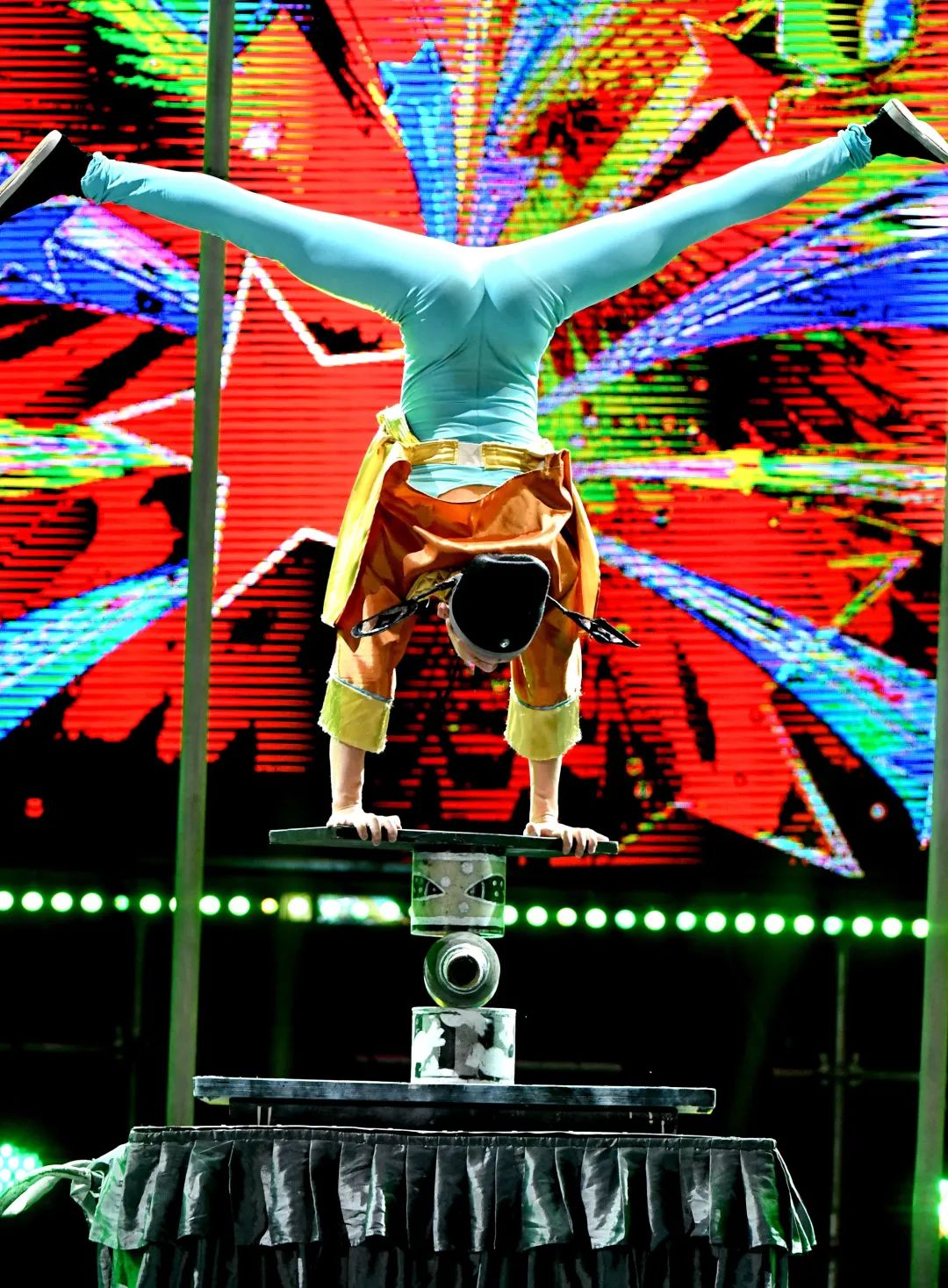 刺激带劲儿8000人次破纪录