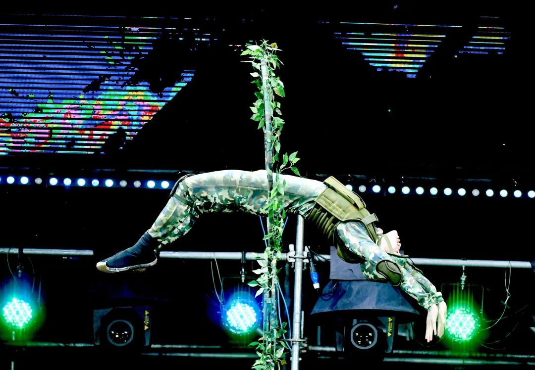 刺激带劲儿8000人次破纪录