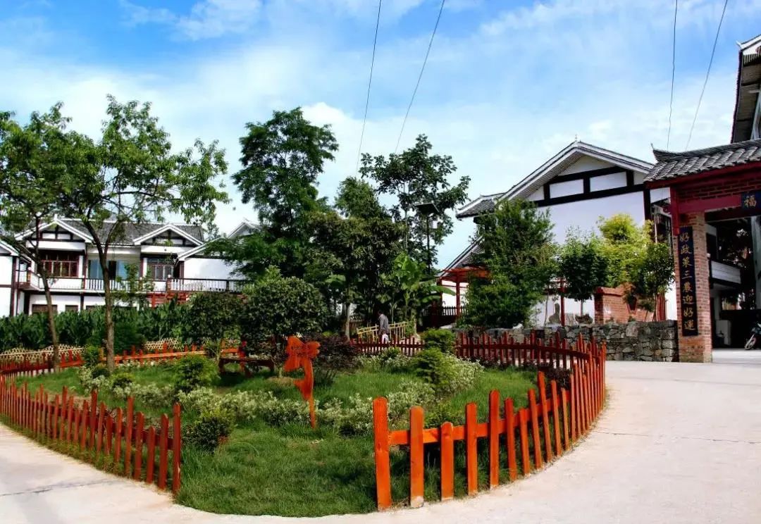 乡游黔中│惊艳海子村一个碧水蓝天下的诗意田园