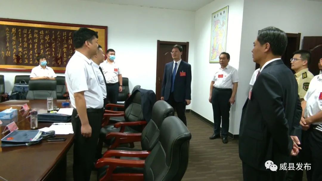 祝贺,向大家在各行各业,各条战线为威县发展做出的贡献表示衷心感谢