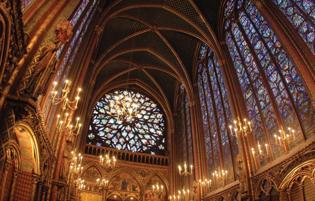 圣礼拜堂是中世纪盛行的哥特式建筑的典范在巴黎,科隆,索尔兹伯劳和