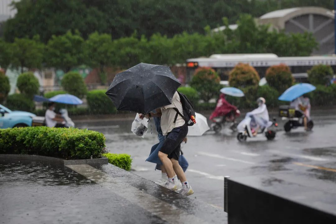 台风扎堆来!"查帕卡"即将登陆,江西局部有大到暴雨!